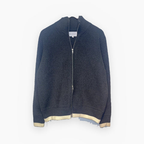 BELNAY Contrast Hem Zip Cardigan