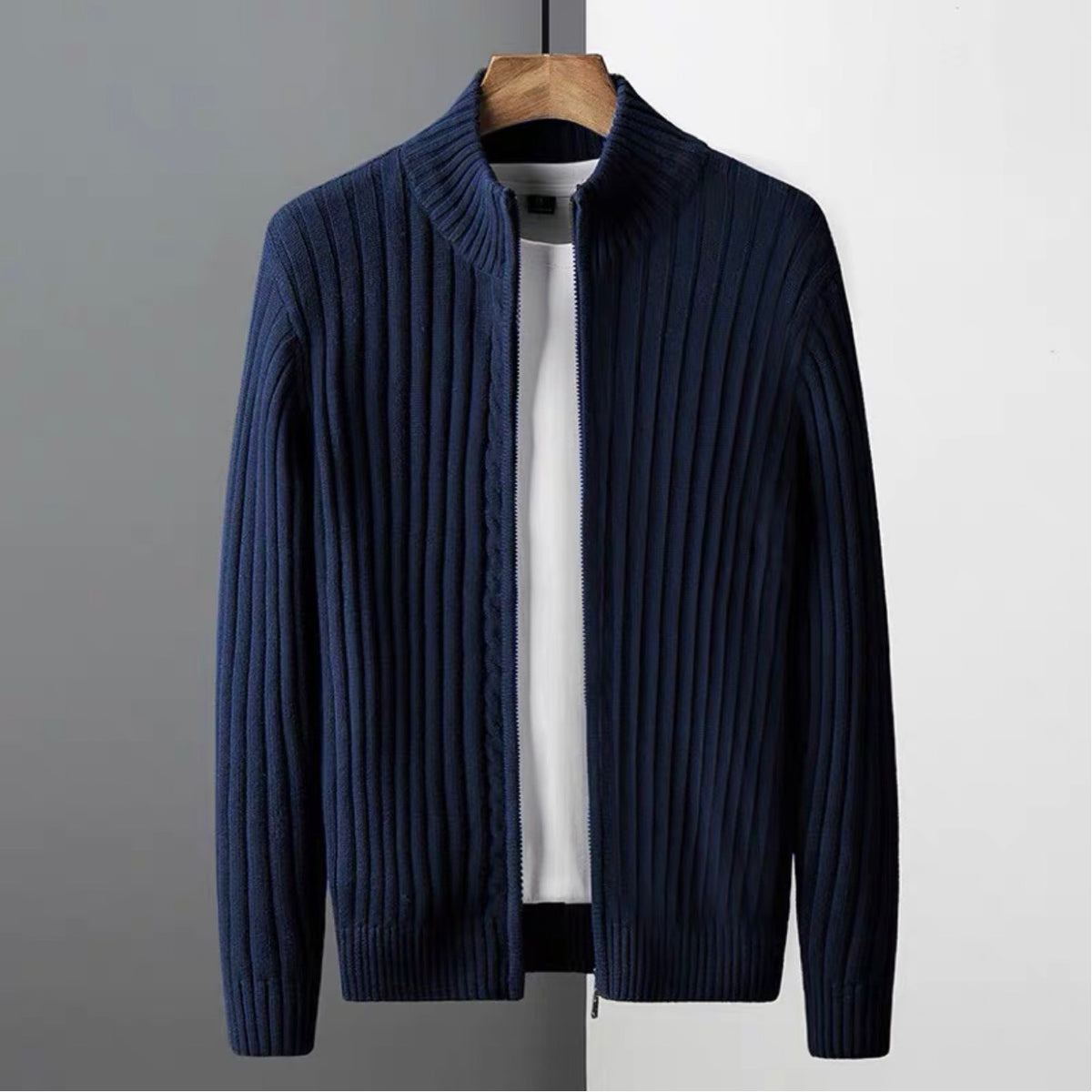 BELNAY Cable Zip Cardigan