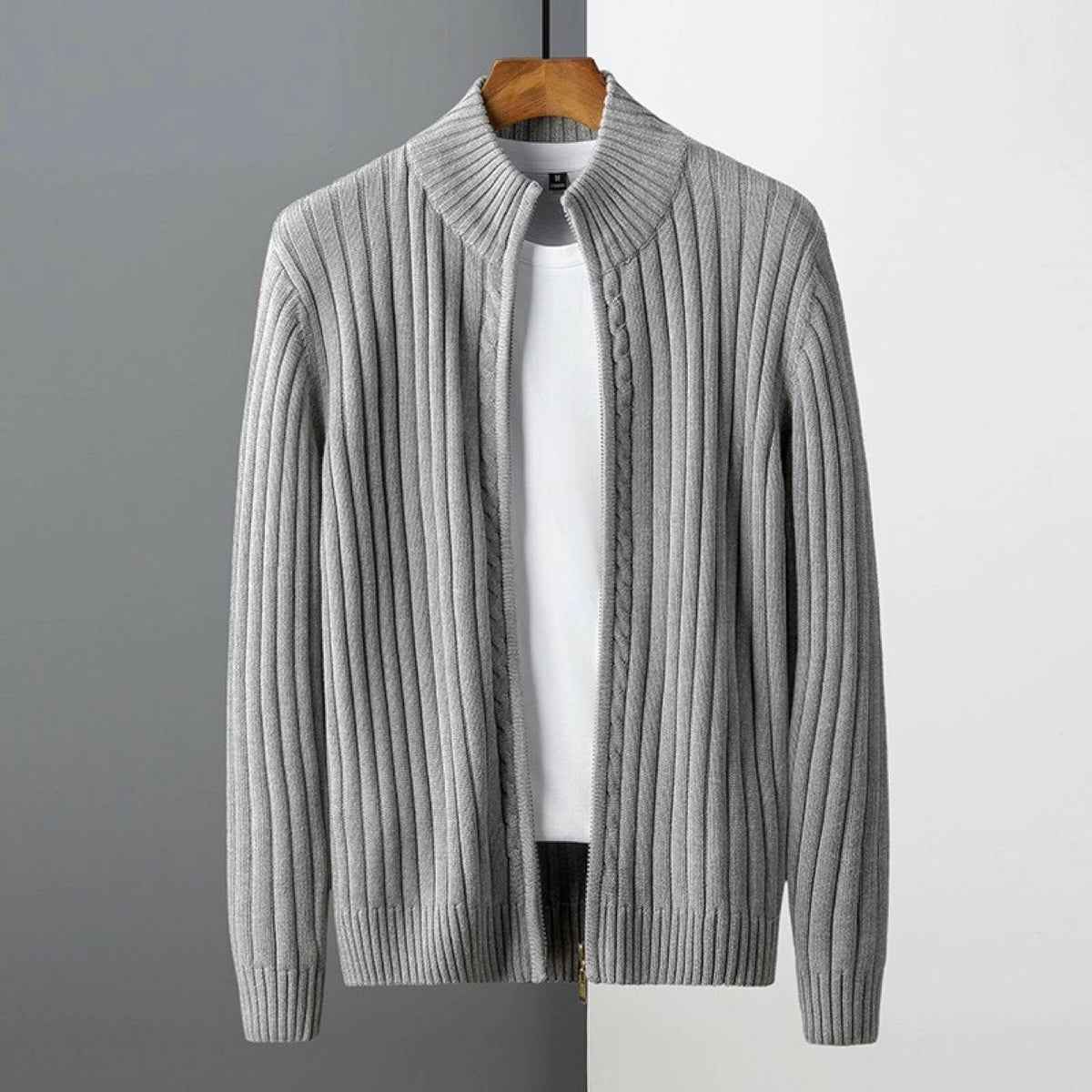 BELNAY Cable Zip Cardigan