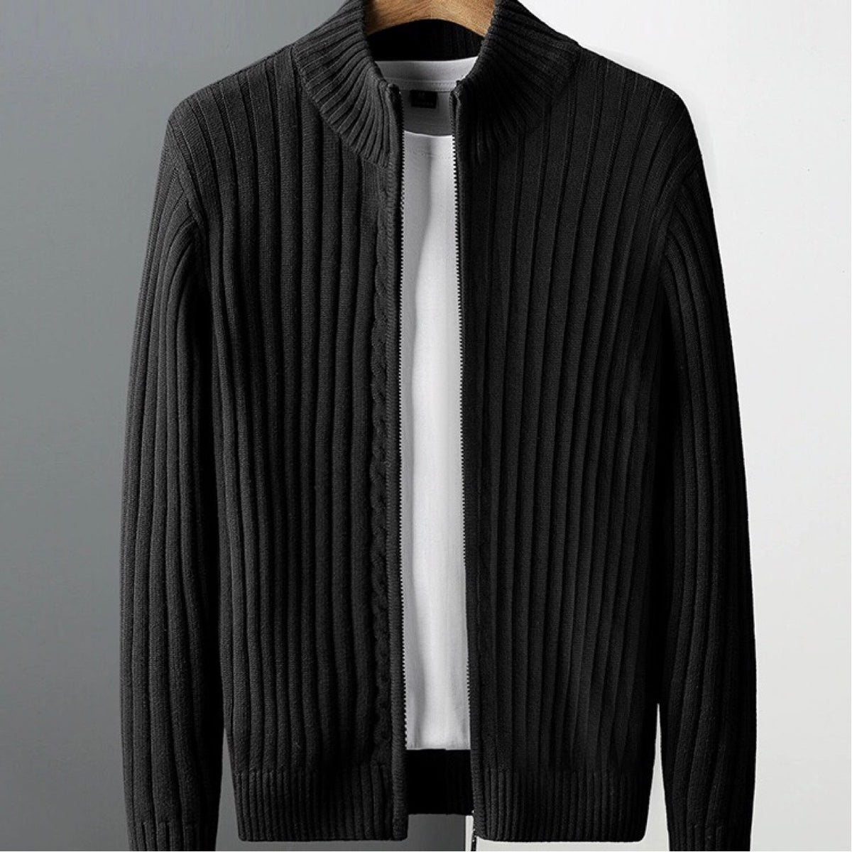 BELNAY Cable Zip Cardigan