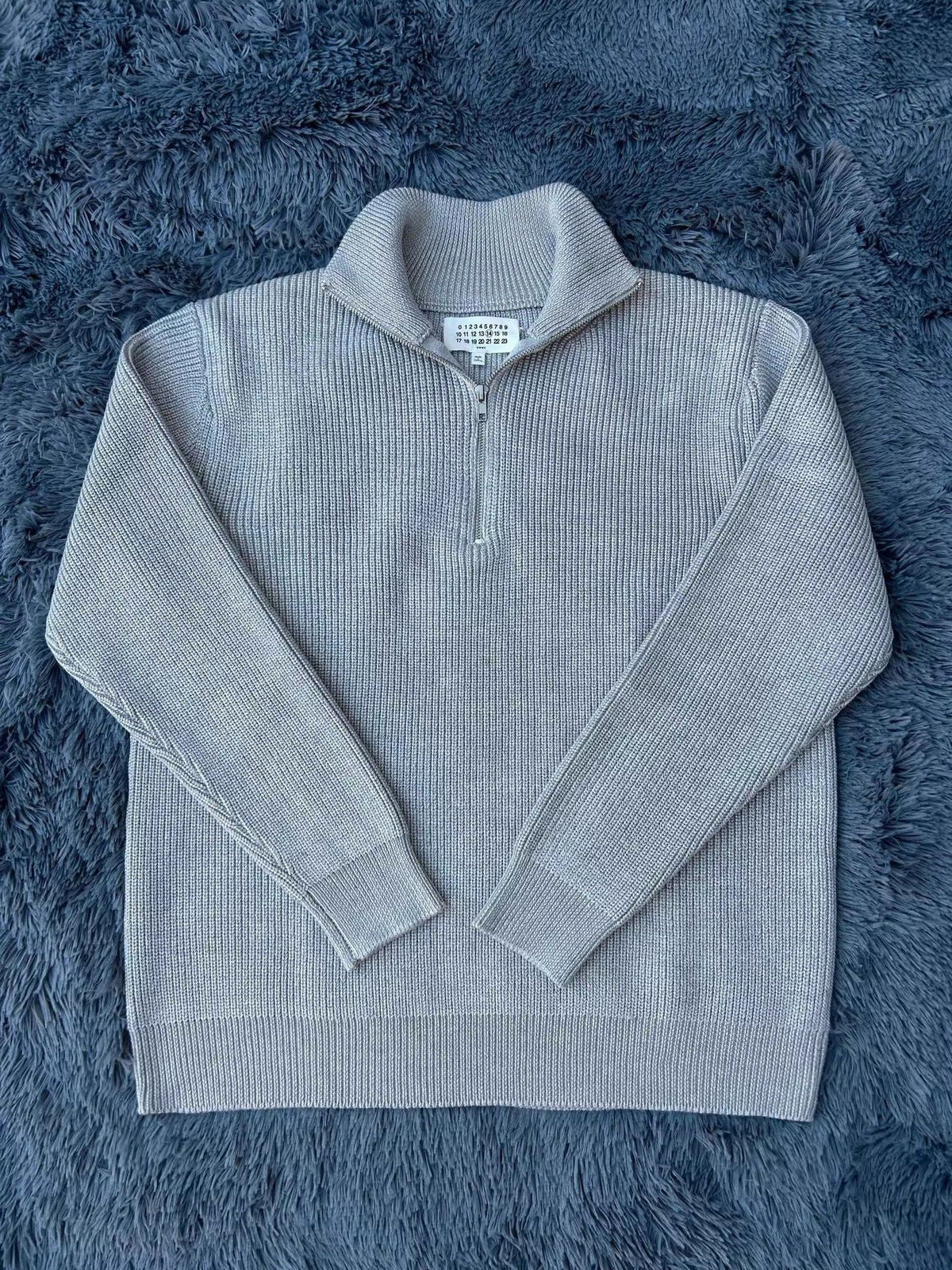 BELNAY Mock Neck Half-Zip Sweater