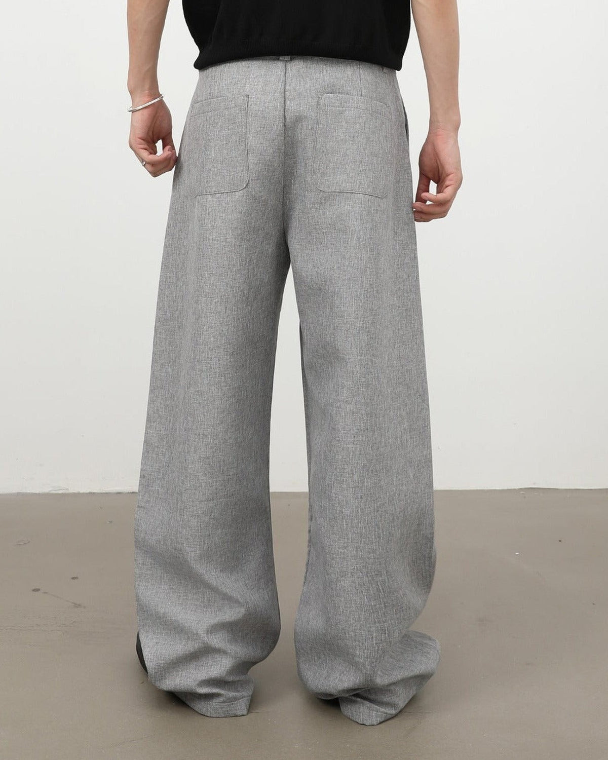 BELNAY Norrmalm Pleated Trousers
