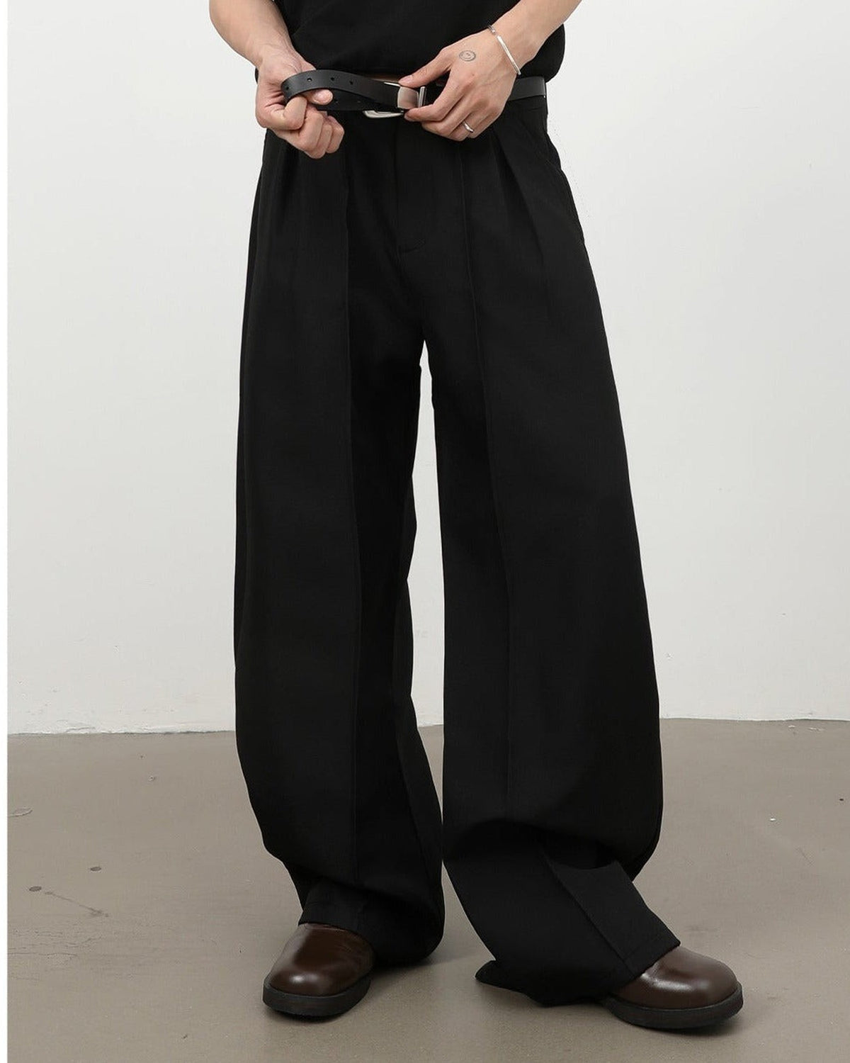 BELNAY Norrmalm Pleated Trousers